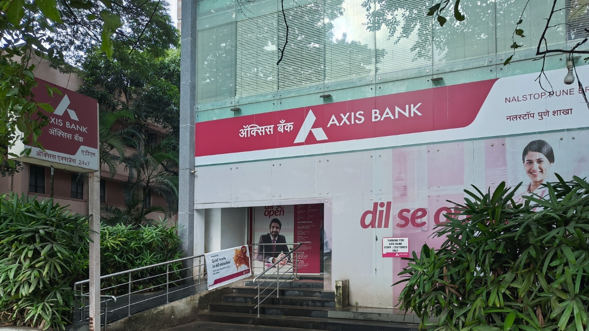 Axis Bank share price rises 2% on Rs 1500 crore investment announcement in Axis Finance