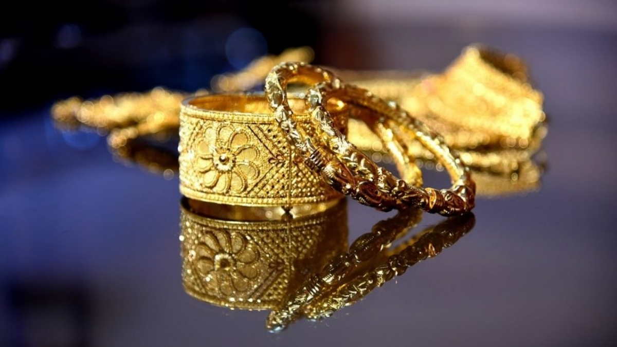 Gold, Silver prices: Bullion drops over 5%; experts retain bullish outlook